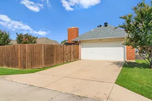 3860 Gillespie Dr, Carrollton, TX 75010 - Photo 28