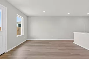 16728 Laguna Vis St, Fort Worth, TX 76247 - Photo 10