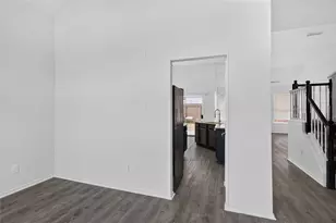 3026 Shannon Ln, Grand Prairie, TX 75052 - Photo 14