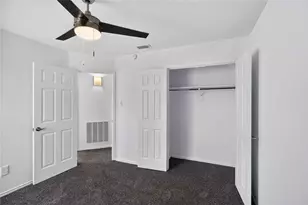 3026 Shannon Ln, Grand Prairie, TX 75052 - Photo 28