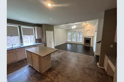 7215 Park Hill Trail, Sachse, TX 75048 - Photo 2