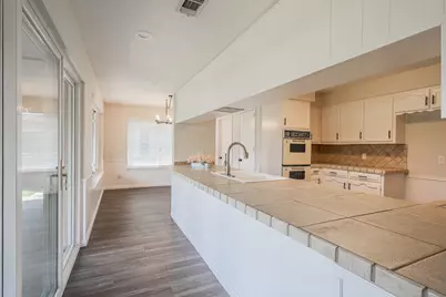 1100 Purdue Drive, Arlington, TX 76012 - Photo 12