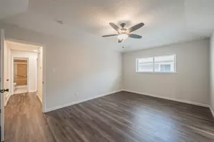 1100 Purdue Dr, Arlington, TX 76012 - Photo 32