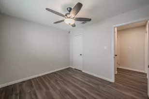 1100 Purdue Dr, Arlington, TX 76012 - Photo 28