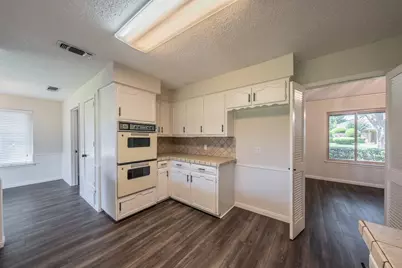 1100 Purdue Drive, Arlington, TX 76012 - Photo 16