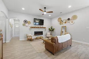 956 Sam St, Springtown, TX 76082 - Photo 6