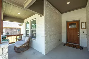 956 Sam St, Springtown, TX 76082 - Photo 4