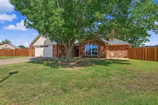 202 Daniel Ct, Collinsville, TX 76233 - Photo 28