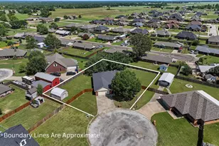 202 Daniel Ct, Collinsville, TX 76233 - Photo 38