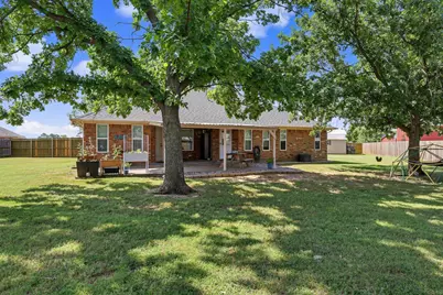 202 Daniel Court, Collinsville, TX 76233 - Photo 36