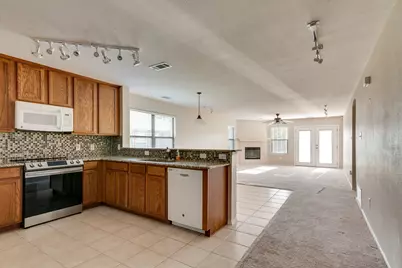 13048 Fencerow Road, Fort Worth, TX 76244 - Photo 8