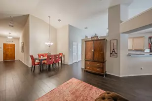 5896 Vista Heights Ln, Grand Prairie, TX 75052 - Photo 6