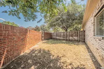 5896 Vista Heights Lane, Grand Prairie, TX 75052 - Photo 36