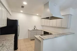 215 Mountainview Dr, Hurst, TX 76054 - Photo 8