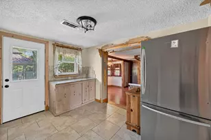 6709 County Rd 527, Burleson, TX 76028 - Photo 14