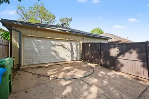 4337 Harvest Hill Rd, Carrollton, TX 75010 - Photo 34
