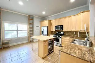 1430 Pecos St, Dallas, TX 75204 - Photo 2
