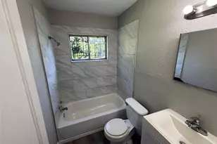 2213 Lea Crest Dr, Dallas, TX 75216 - Photo 12