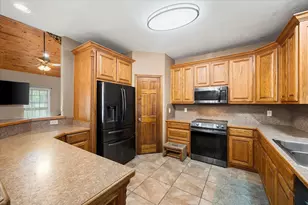 2210 Co Rd 1076, Celeste, TX 75423 - Photo 10
