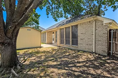 5856 Echo Bluff Drive, Haltom City, TX 76137 - Photo 24