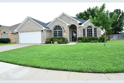 5856 Echo Bluff Drive, Haltom City, TX 76137 - Photo 1