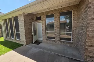 5856 Echo Bluff Dr, Haltom City, TX 76137 - Photo 24
