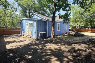 304 N Connett St, Leonard, TX 75452 - Photo 6