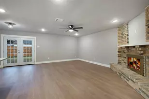 801 Sunny Slope Dr, Allen, TX 75002 - Photo 4