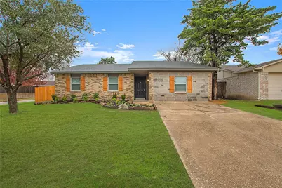 801 Sunny Slope Drive, Allen, TX 75002 - Photo 2