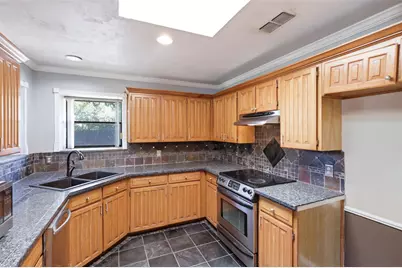 8205 Alsace Court, Fort Worth, TX 76134 - Photo 12