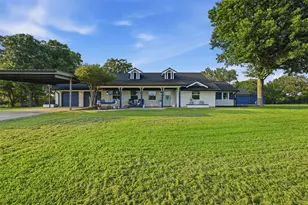 1985 E Renfro St, Burleson, TX 76028 - Photo 2