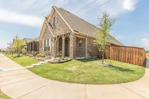 1000 S Hl Dr, Crowley, TX 76036 - Photo 2