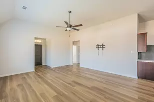 1000 S Hl Dr, Crowley, TX 76036 - Photo 4