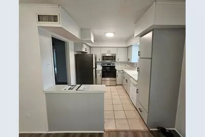 5825 Birchbrook Drive #106, Dallas, TX 75206 - Photo 6