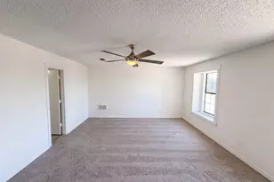 6612 Lakeside Dr, Lake Worth, TX 76135 - Photo 12