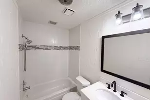 6612 Lakeside Dr, Lake Worth, TX 76135 - Photo 14