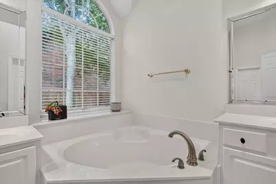 4730 Hampshire Drive, Flower Mound, TX 75028 - Photo 18