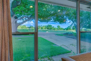 9039 Lanshire Dr, Dallas, TX 75238 - Photo 12