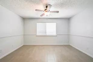 1417 Caplin Dr, Arlington, TX 76018 - Photo 16