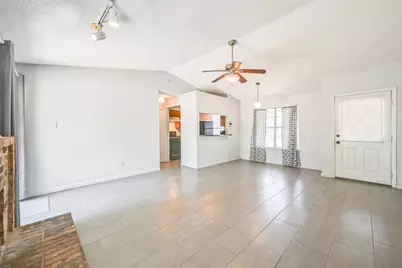 1417 Caplin Drive, Arlington, TX 76018 - Photo 8