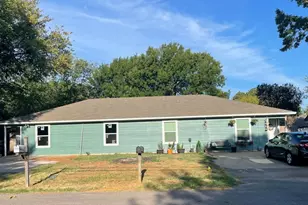 613 N Cherry St, Aubrey, TX 76227 - Photo 1