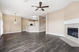 5541 Cranberry Dr, Fort Worth, TX 76137 - Photo 10