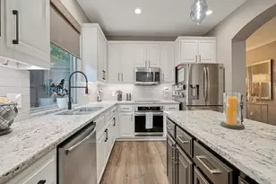 11852 Blackhawk Dr, Frisco, TX 75033 - Photo 8