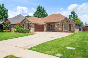 1745 Colorado Dr, Burleson, TX 76028 - Photo 1