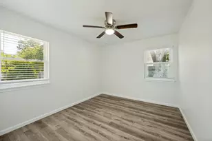 411 Hillcrest St, Mansfield, TX 76063 - Photo 18