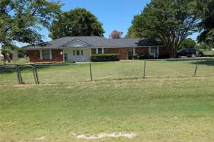 125 Hollie Dr, Red Oak, TX 75154 - Photo 4