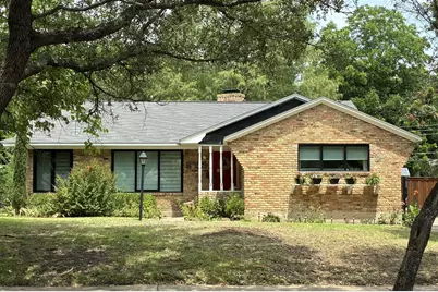 6755 E Mockingbird Lane, Dallas, TX 75214 - Photo 2
