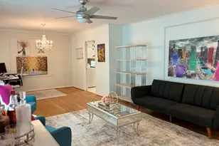 6755 E Mockingbird Ln, Dallas, TX 75214 - Photo 10