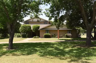 1027 Sherman Dr, Cedar Hill, TX 75104 - Photo 34