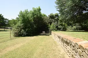 1027 Sherman Dr, Cedar Hill, TX 75104 - Photo 30